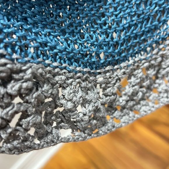 Crochet knit sweater vest with gray trim P2P: 20-21”. Length 24.25” - Picture 2 of 6